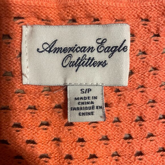 AMERICAN EAGLE Women’s Size Petite Small Coral Knit Sweater - Picture 2 of 4